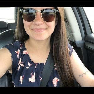 Meet your Posher, Savannah